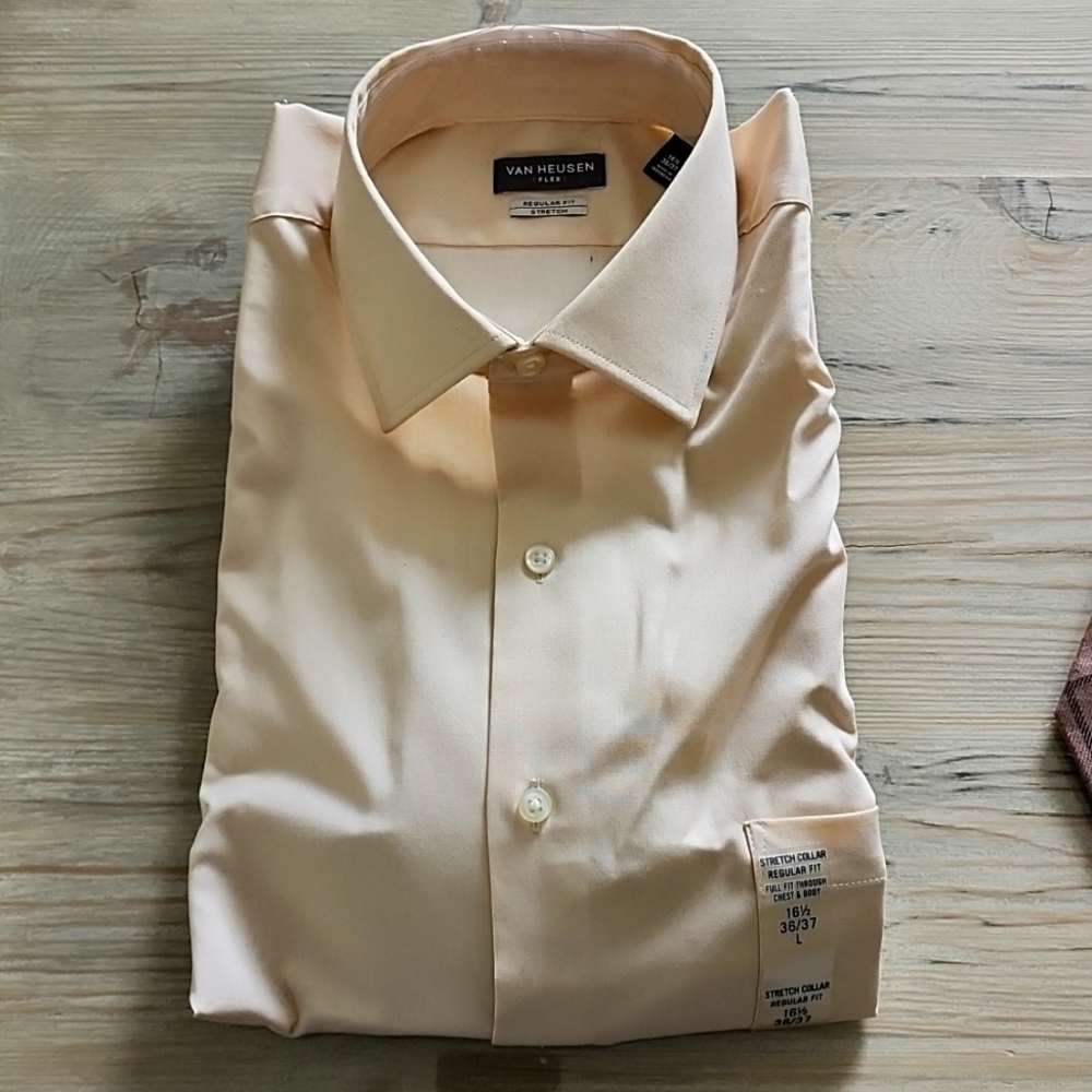 NWT VAN HEUSEN COLLARED DRESS SHIRT 16 1/2 36/37   LARGE